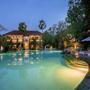 Hotel Kumala Pantai